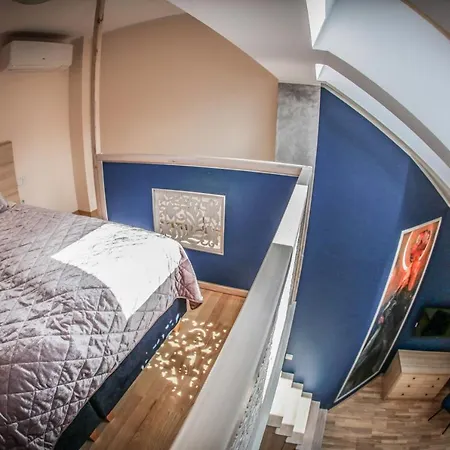 Appartement Main Square Platan Loft Collection