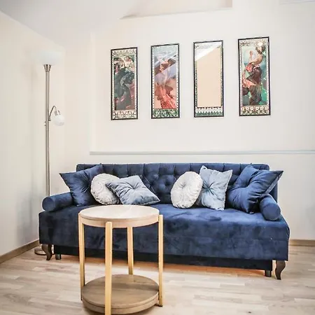 Main Square Platan Loft Collection *