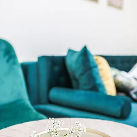 Main Square Platan Loft Collection