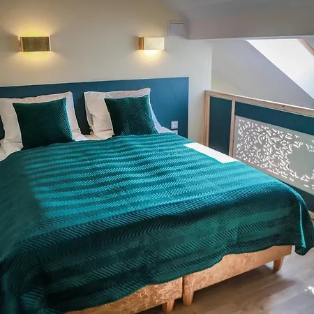 Main Square Platan Loft Collection