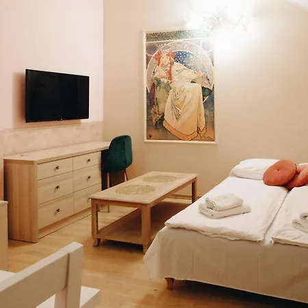 Appartamento Main Square Platan Loft Collection