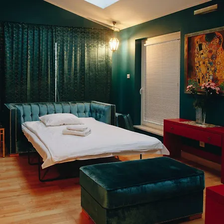 Main Square Platan Loft Collection Апартаменты *