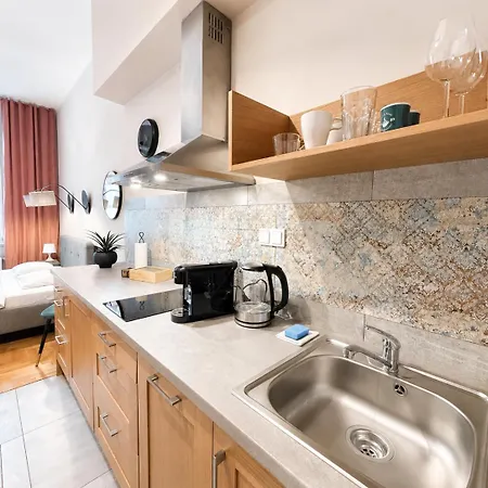 Main Square Platan Loft Collection