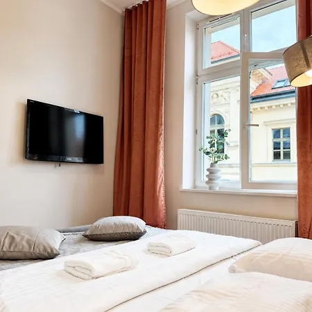 Appartement Main Square Platan Loft Collection *