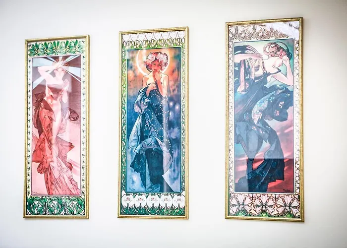 Main Square Platan Loft Collection Apartman