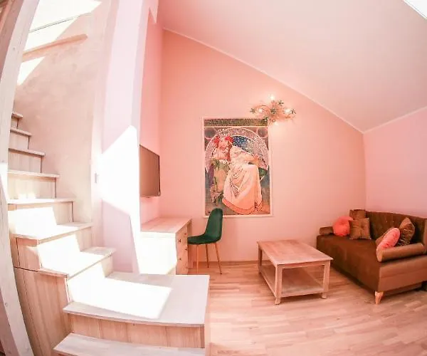 Main Square Platan Loft Collection Apartman