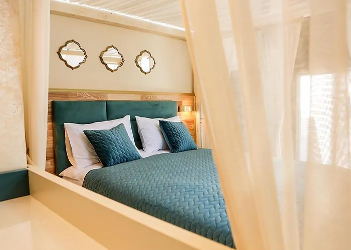 Main Square Platan Loft Collection