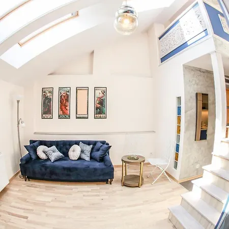 Main Square Platan Loft Collection * Krasków